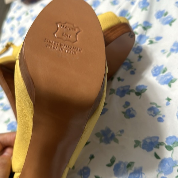 STUART WEITZMAN Yellow Leather Slingback Peep-Toe  Heels - Picture 6 of 8